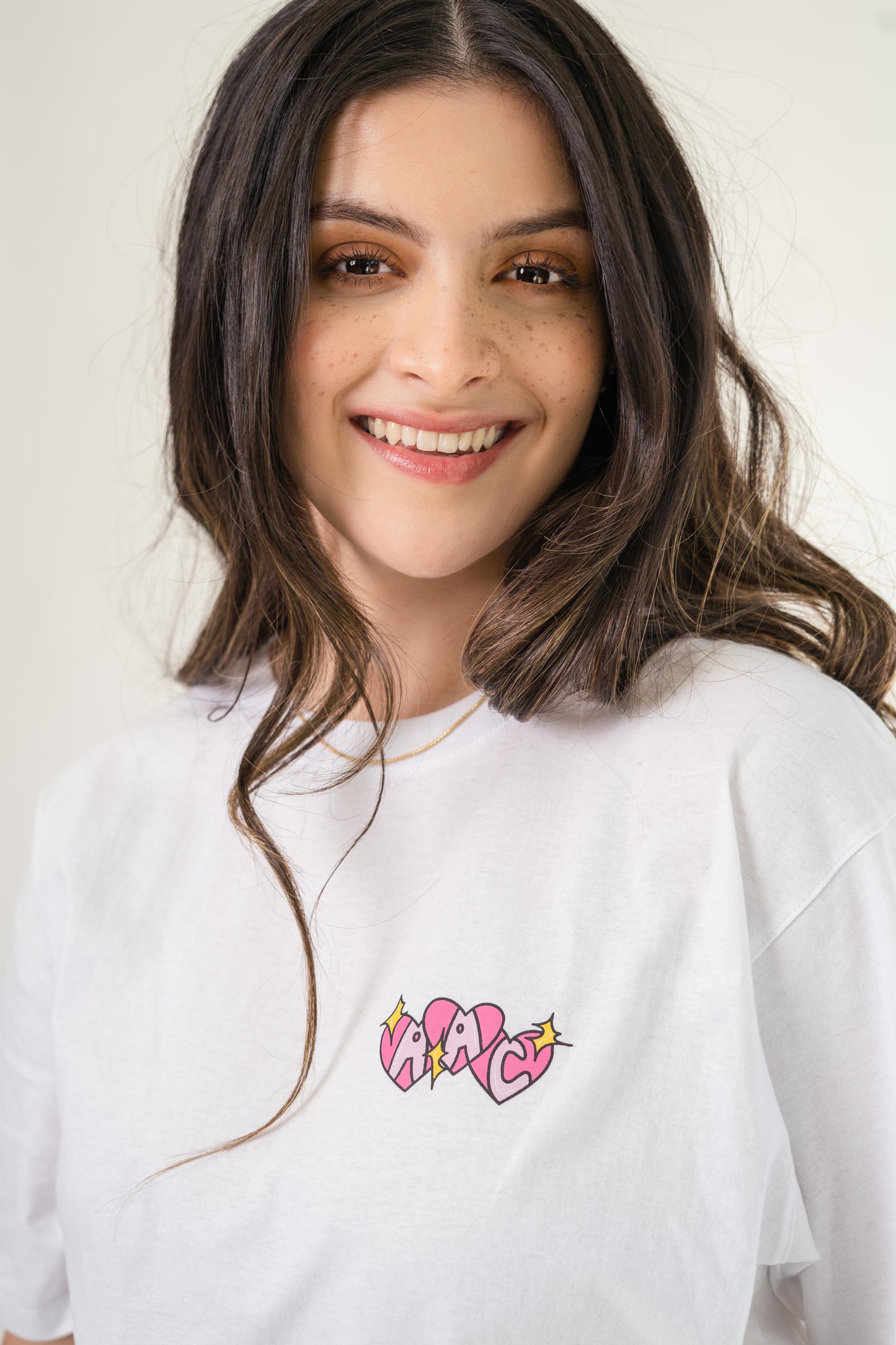 T-Shirt Crop Baby Capi Blanca Femenina