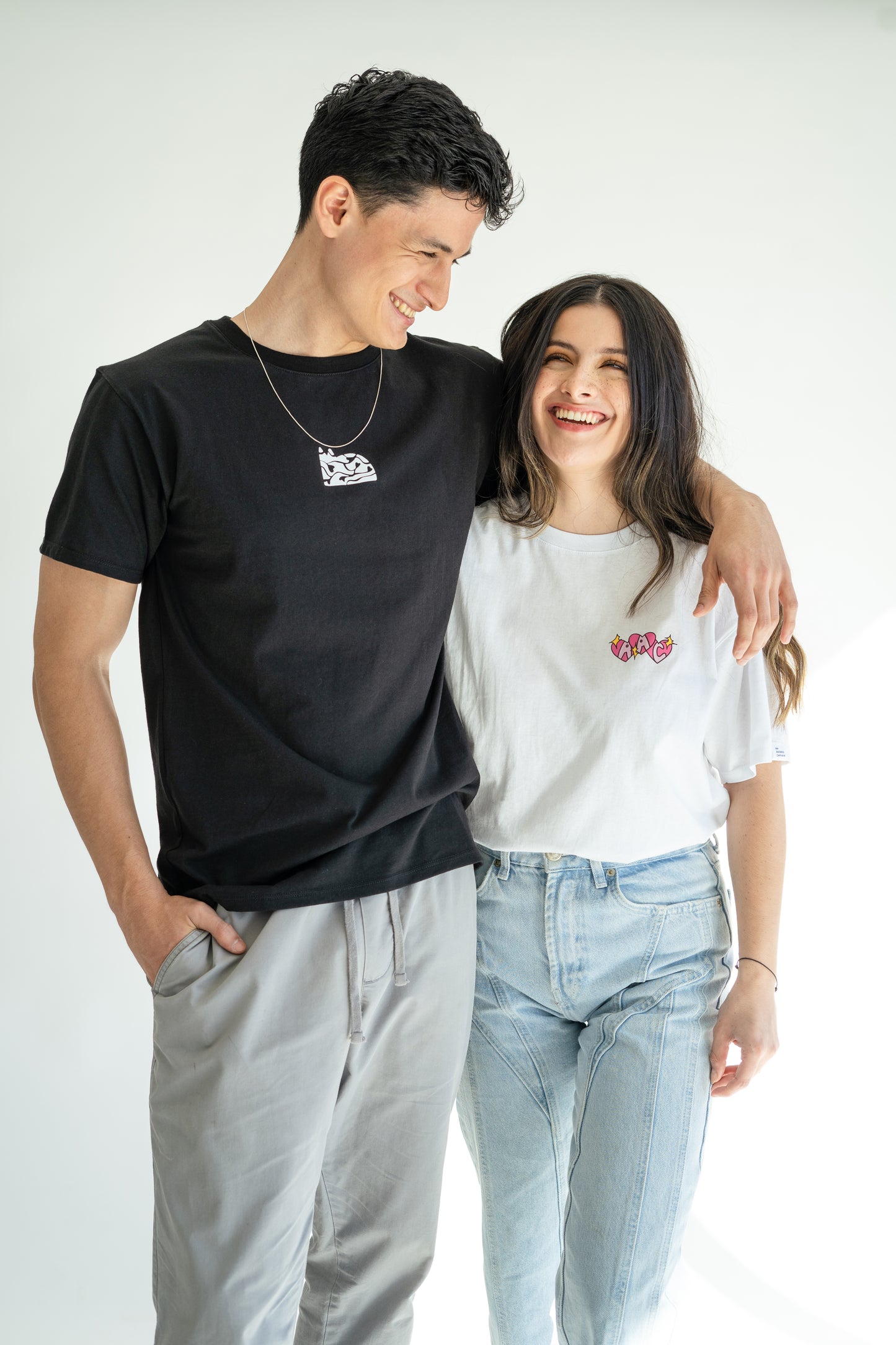 T-Shirt Crop Baby Capi Blanca Femenina