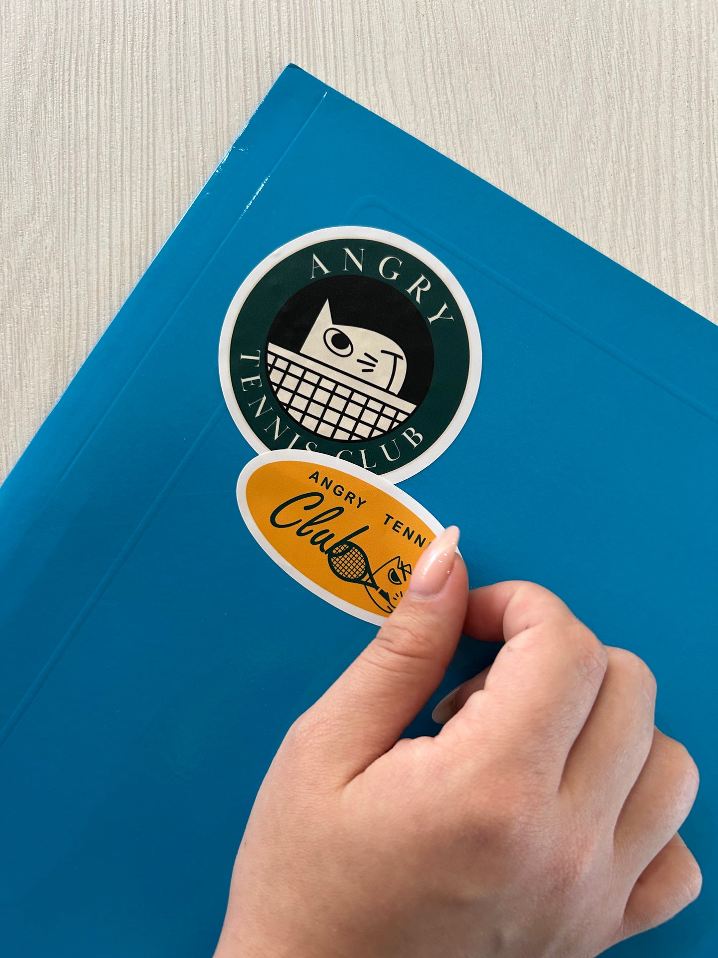 Sticker Circular Angry Tennis Club