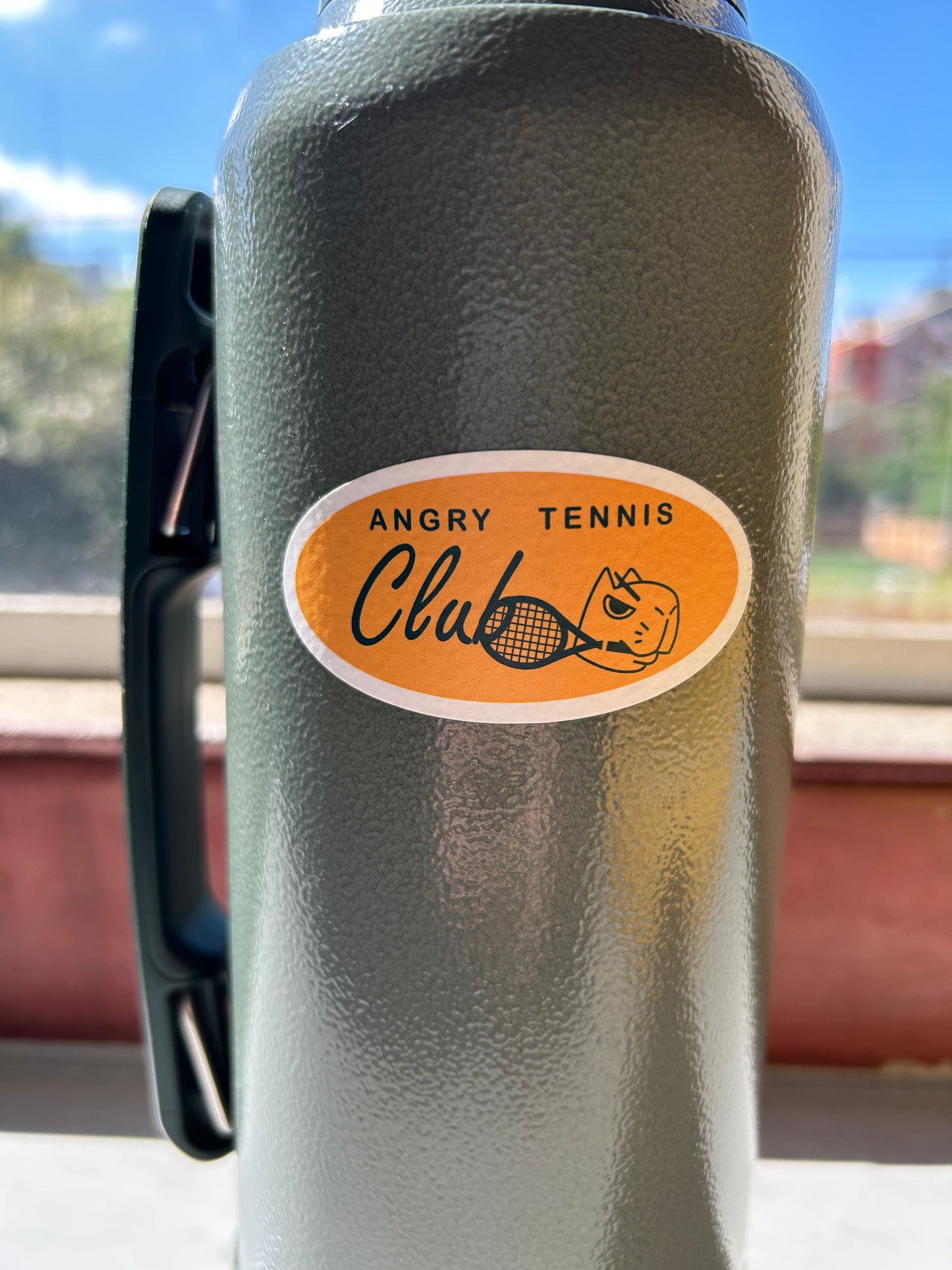Sticker Ovalado Angry Tennis Club