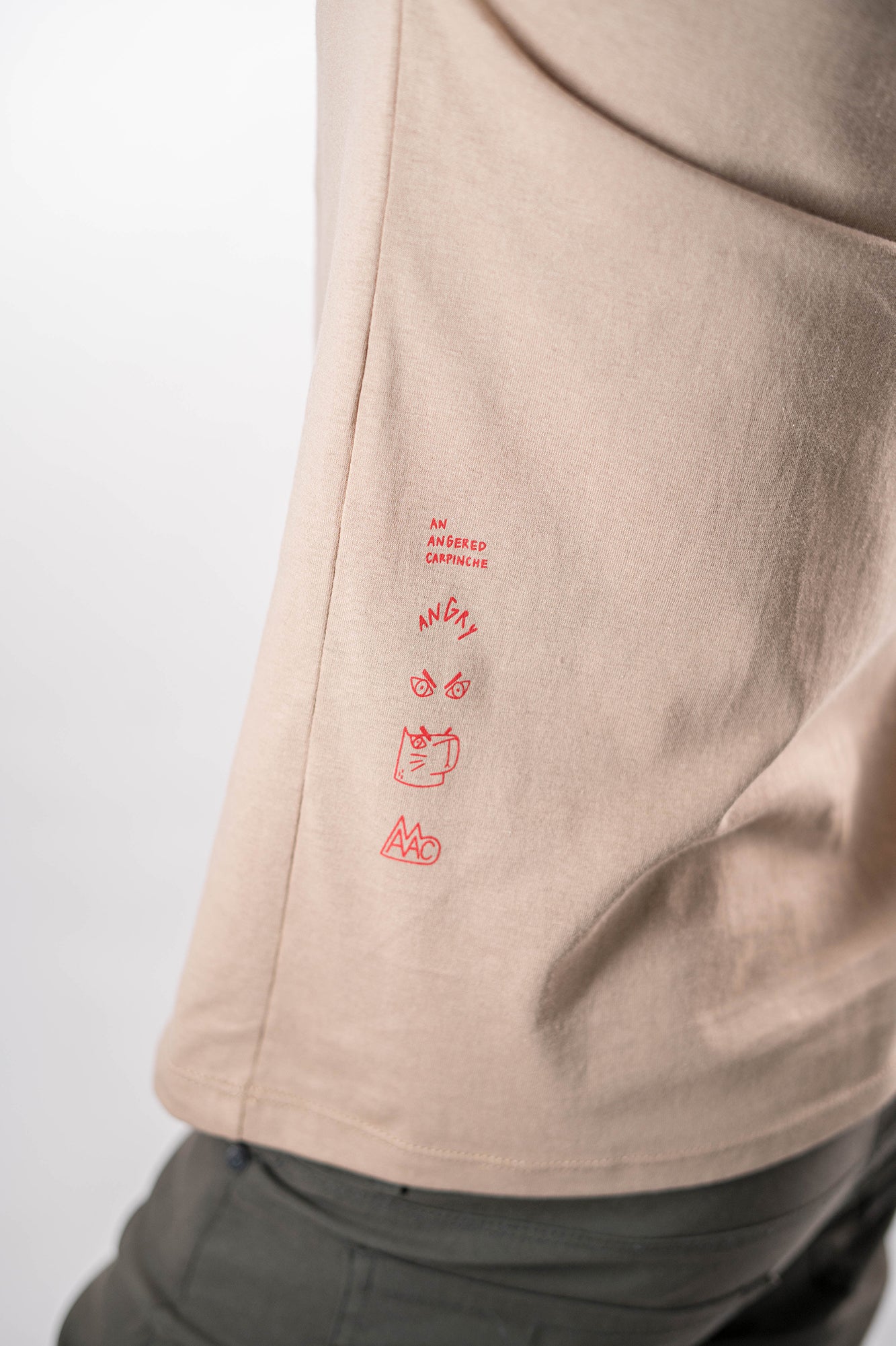 T-Shirt Kuki Beige Femenina