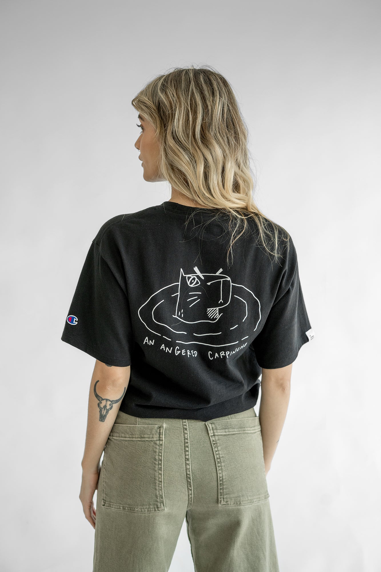 T-Shirt Water Negra Femenina