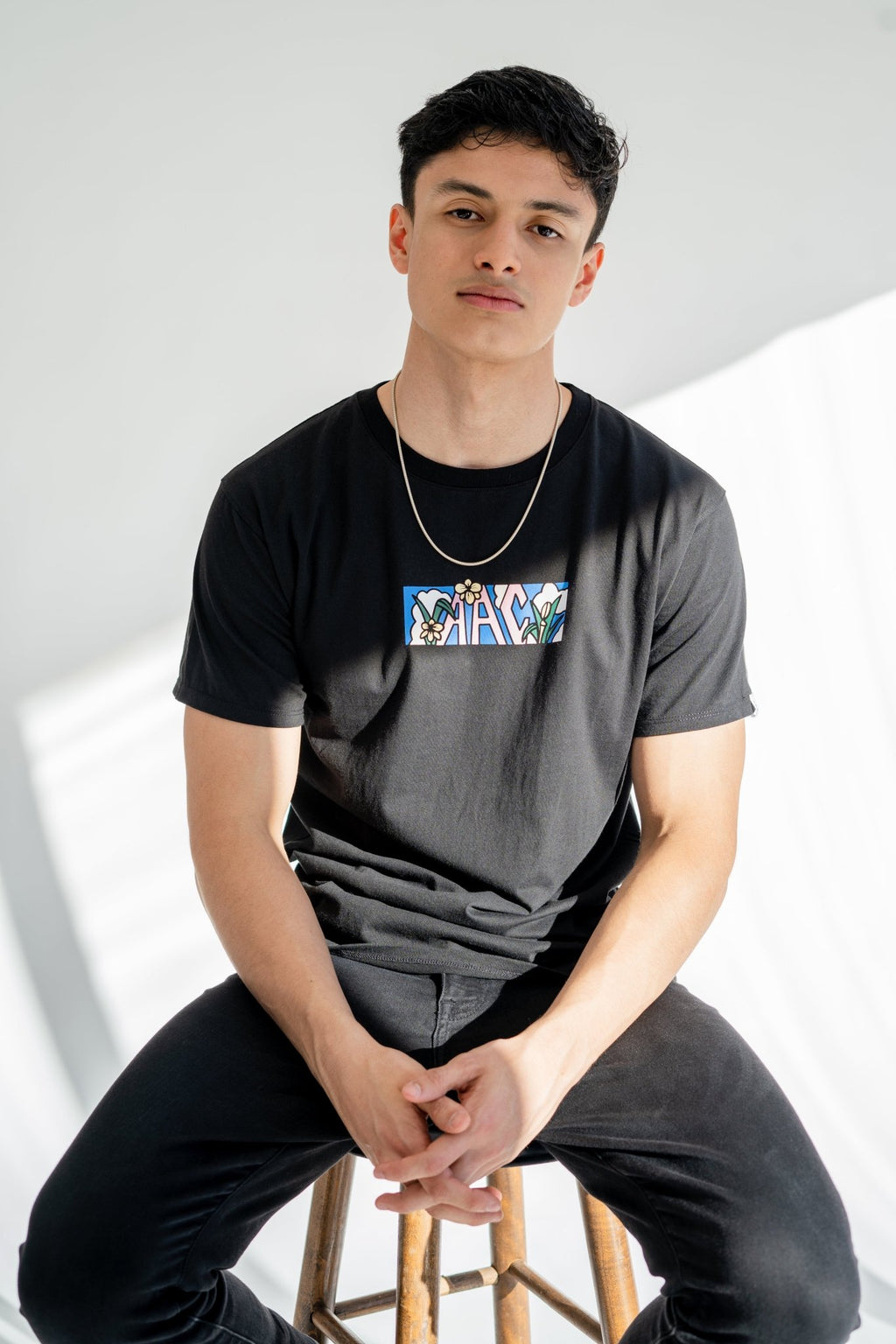 T-Shirt Vitral Negra Masculina