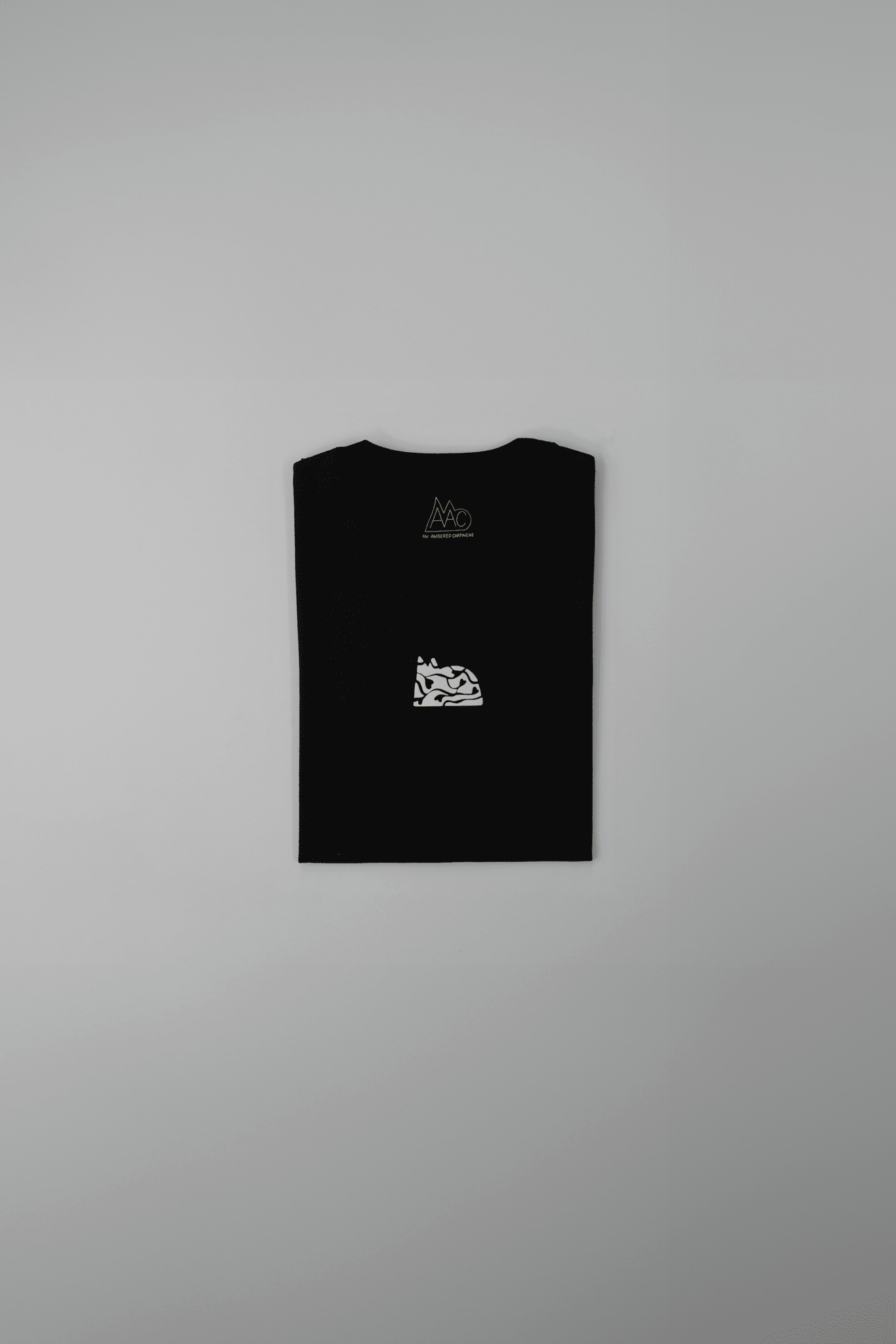 T-Shirt Heart Negra Masculina