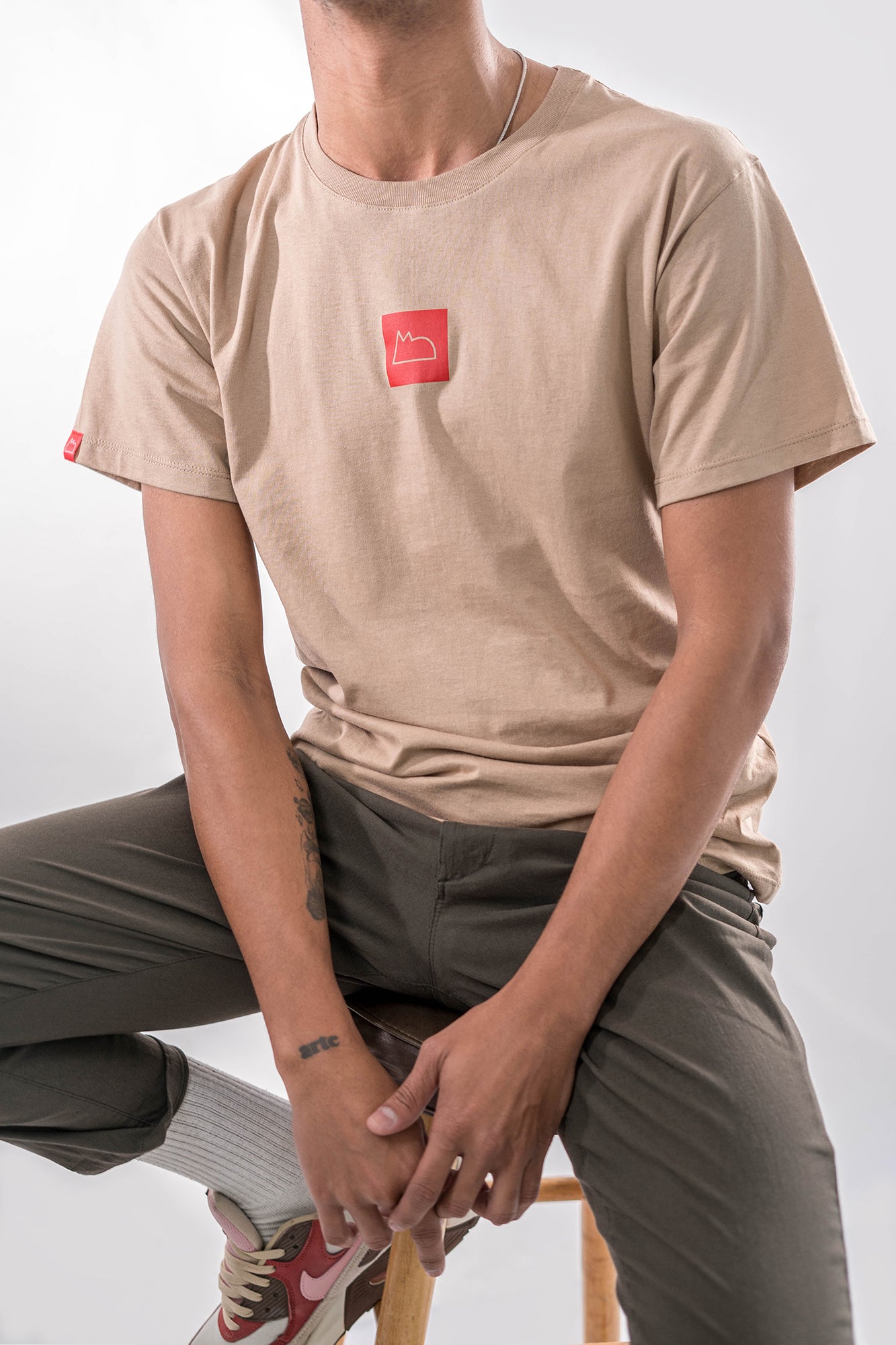 T-Shirt Kuki Beige Masculina